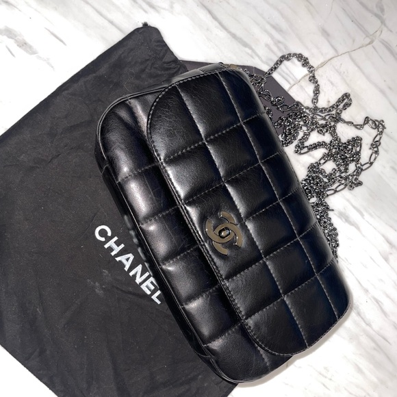 Chanel Lambskin Quilted Chain Bag - Picture 12 of 12